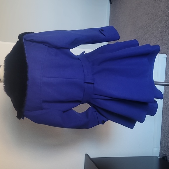 Peacoat - Picture 5 of 6